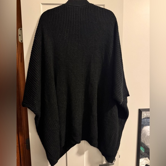 Torrid Knit Rauna - Picture 4 of 4